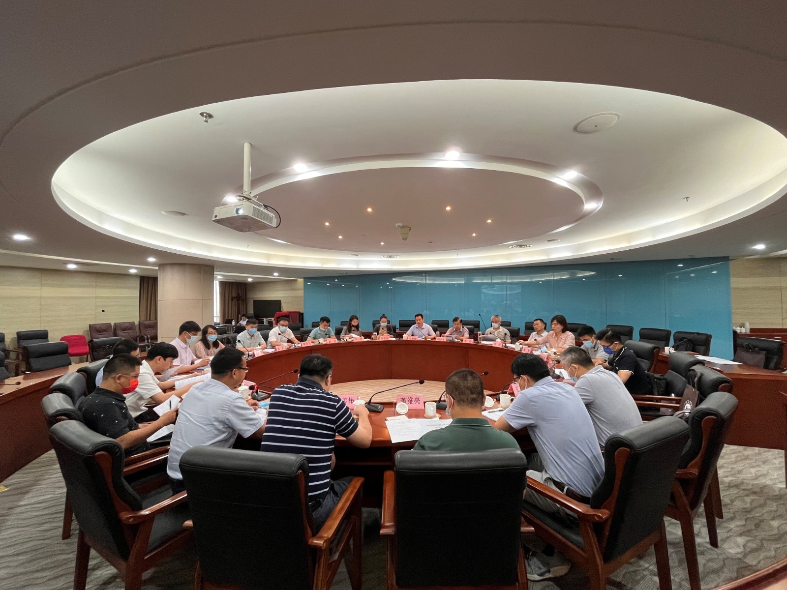 吴凡当选执委.jpg